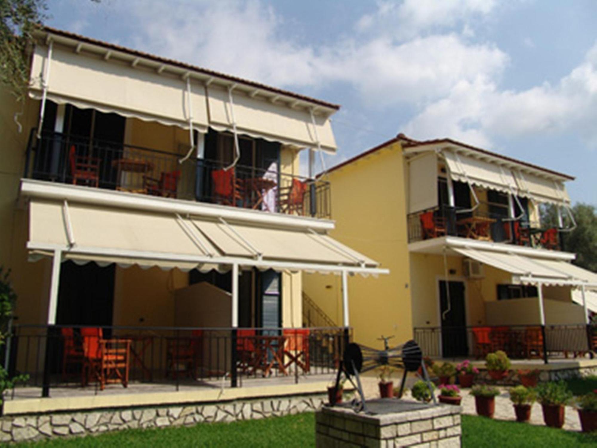 Natasa Studios Mikros Gialos Exterior foto